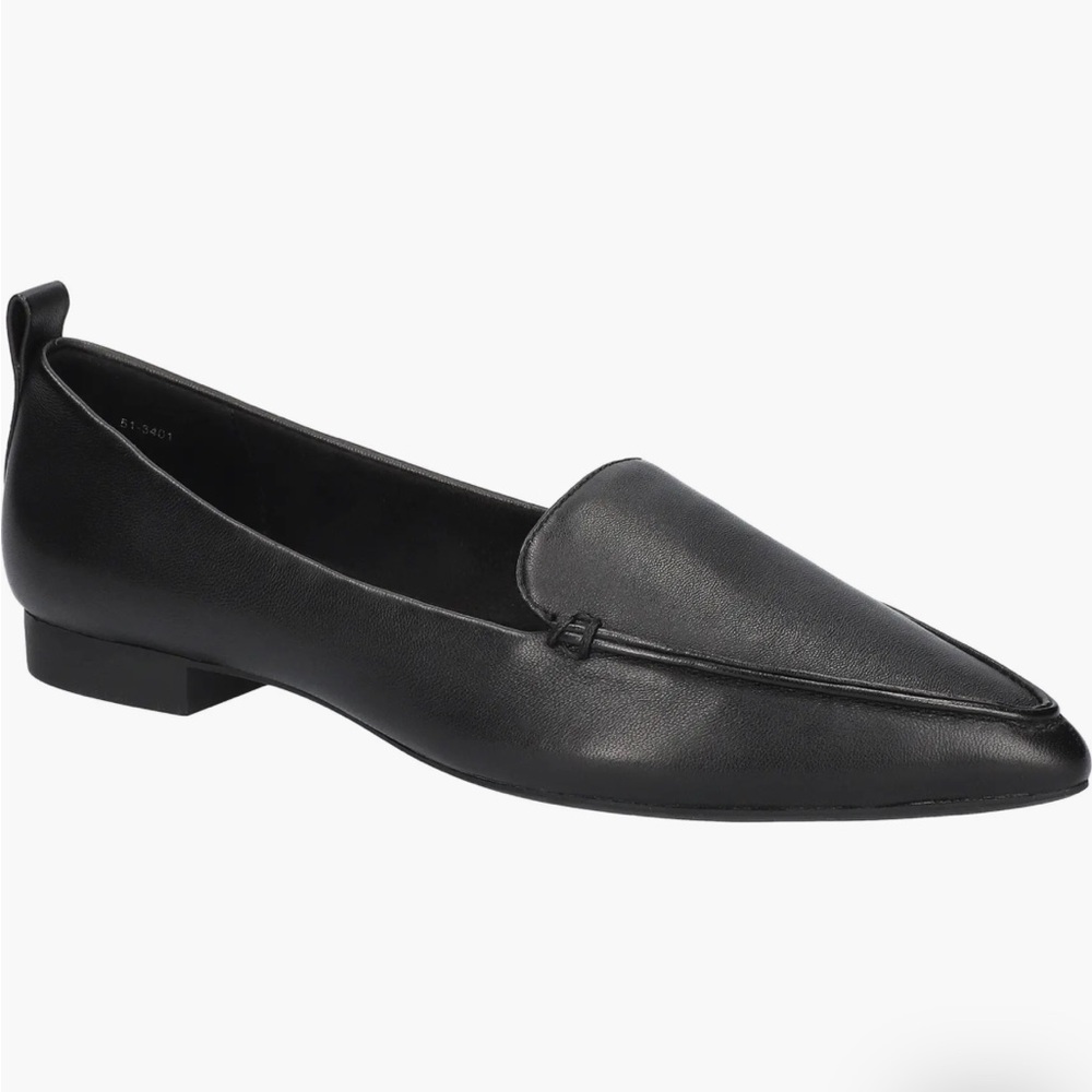 Bella Vita Alessi Pointed Toe Loafer, Black Leather, Size 8, Narrow